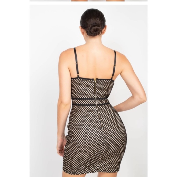 NWT Bodycon Dress - Picture 3 of 7